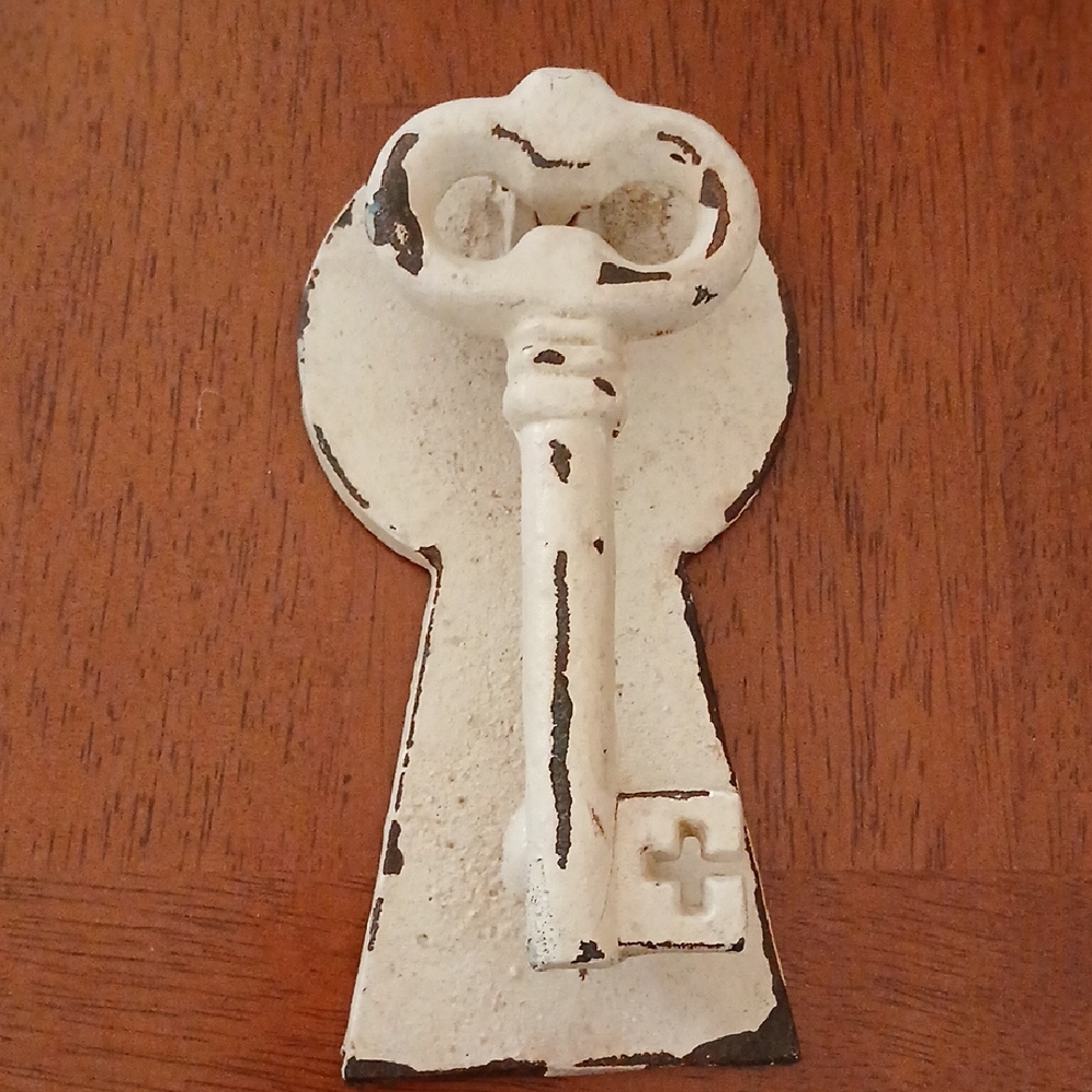Rustic. Cast Iron Door Knocker